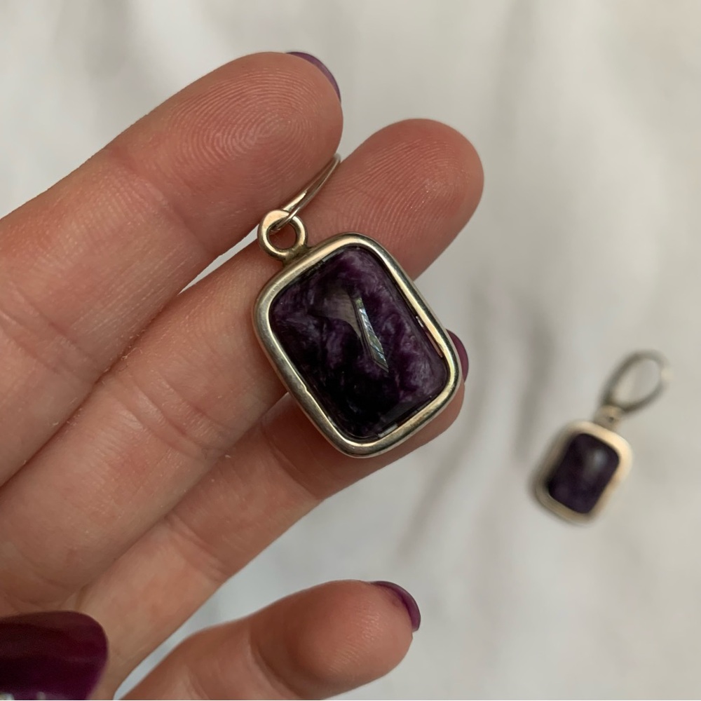 Chariote Drop Earrings - Picture 3 of 7